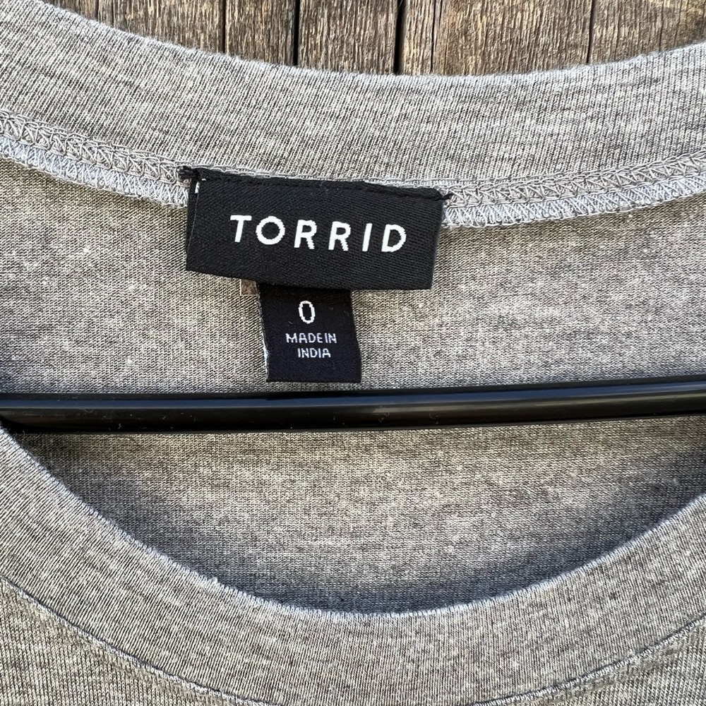 SOLD Torrid embellished top with lace-up sleeves - Picture 4 of 5